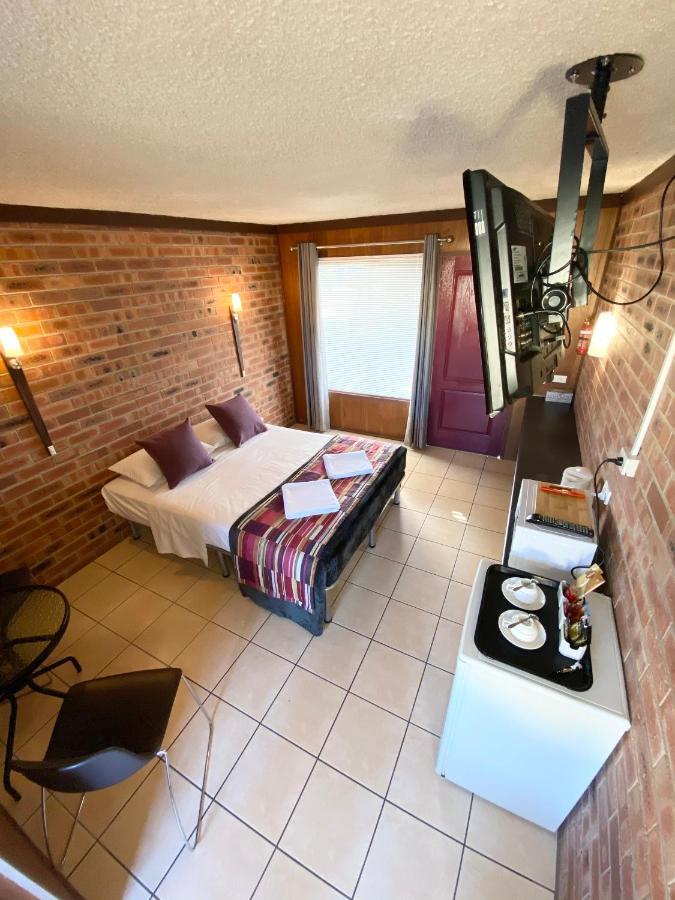 Proserpine Motor Lodge Экстерьер фото